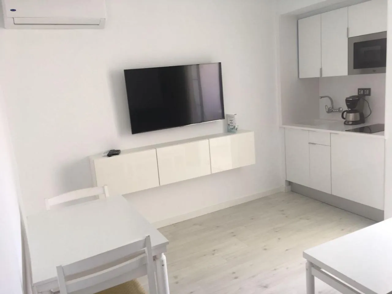 大西洋阳光海滩酒店-仅限男同性恋者入住 普拉亚戴尔雷安格莱斯 西班牙